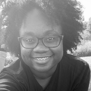 Meet your Posher, Khadijah